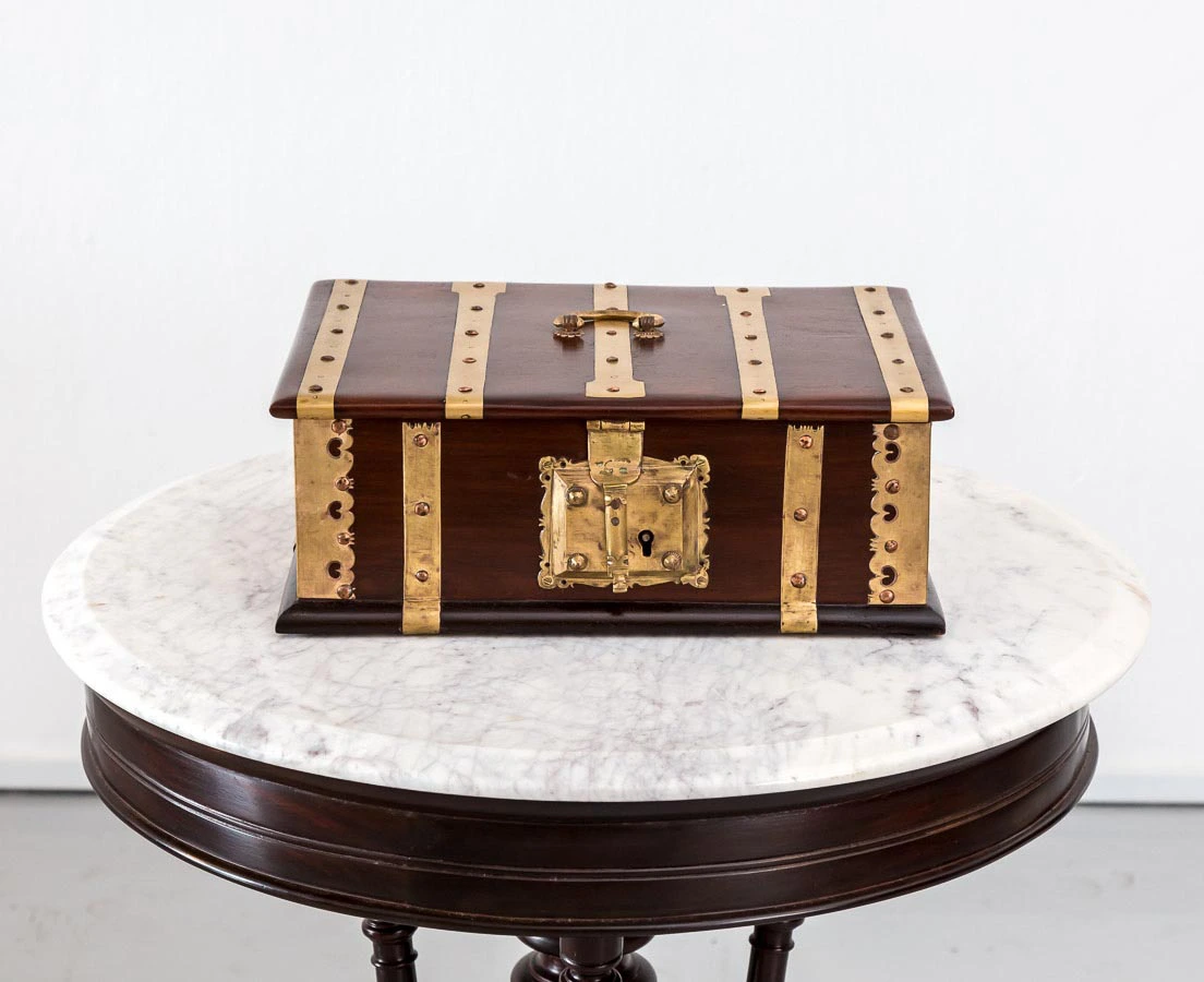 BOX-272 1L British ColonialMahogany Cash Box l The Past Perfect Collection l Singapore