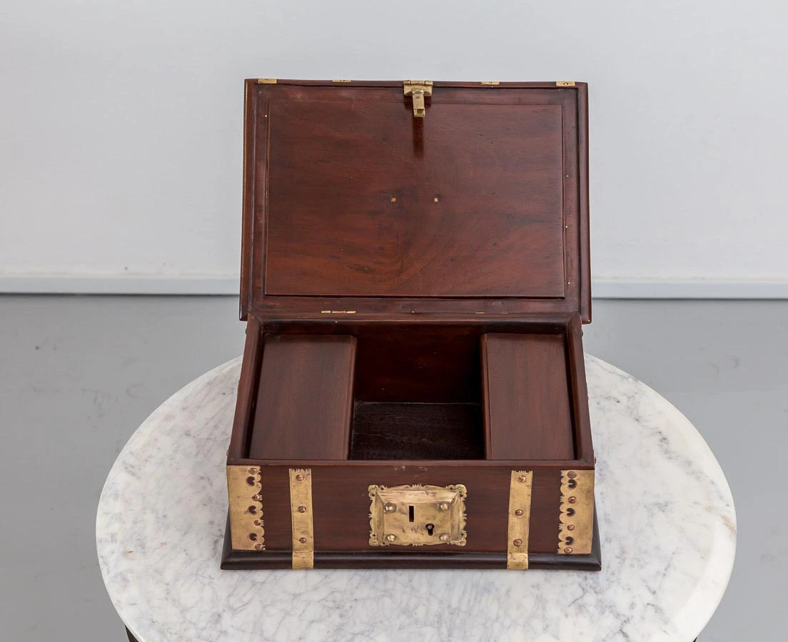 BOX-272 4L British Colonial Mahogany Cash Box l The Past Perfect Collection l Singapore