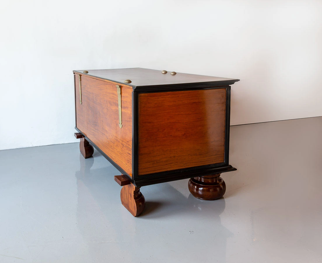 CHE-139 4L Indo-Dutch Satinwood & Ebony Chest on Trestles l The Past Perfect Collection l Singapore