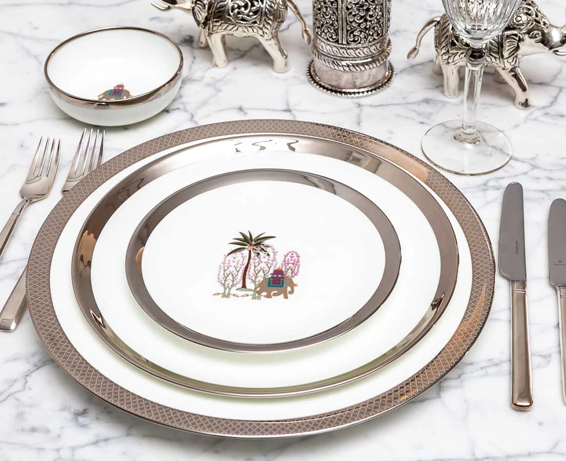 GE-012 2L Malabar fine bone china l Good Earth l The Past Perfect Collection l Singapore