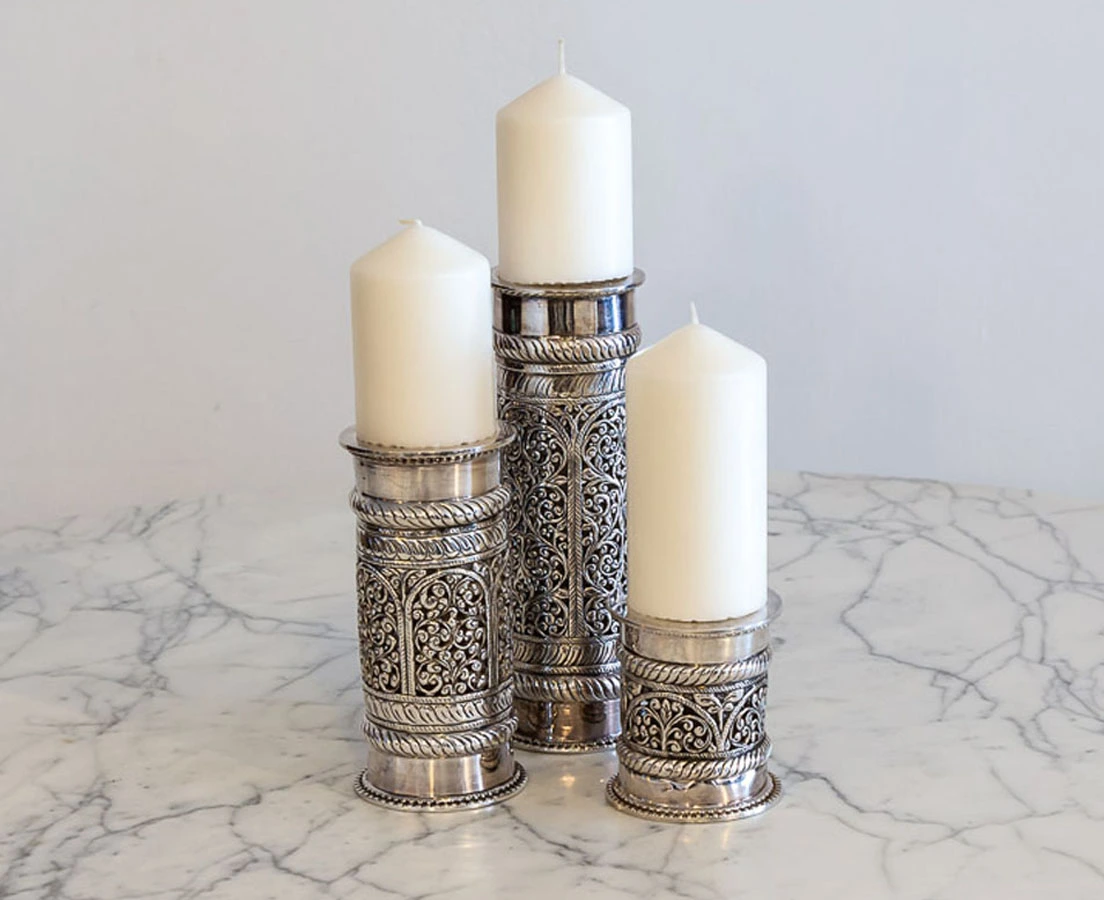 GFT-003 2L Silver Candle Stick l The Past Perfect Collection l Singapore
