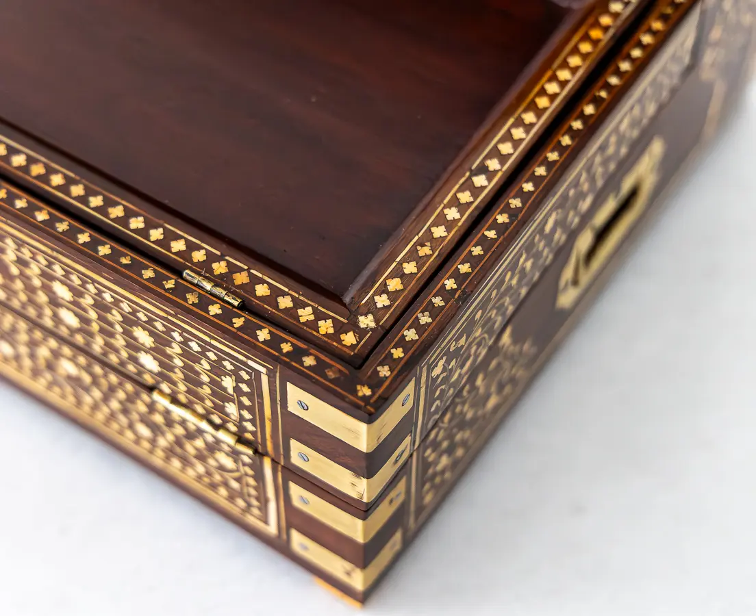 BOX-368Rosewood Writing Box with Ivory Inlay Rosewood Writing Box with Ivory Inlay-L1i