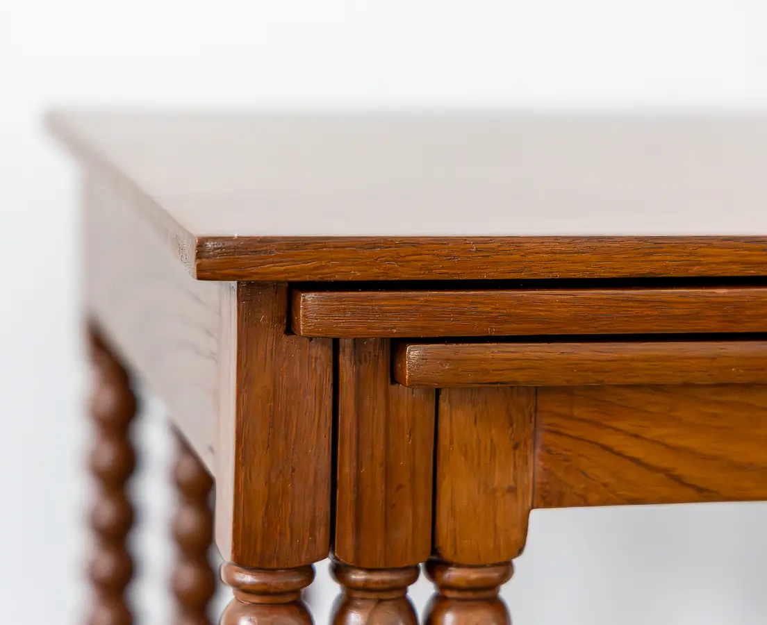 TAB646 Teakwood 3 Nesting Tables With Bobbin Leg-L1j