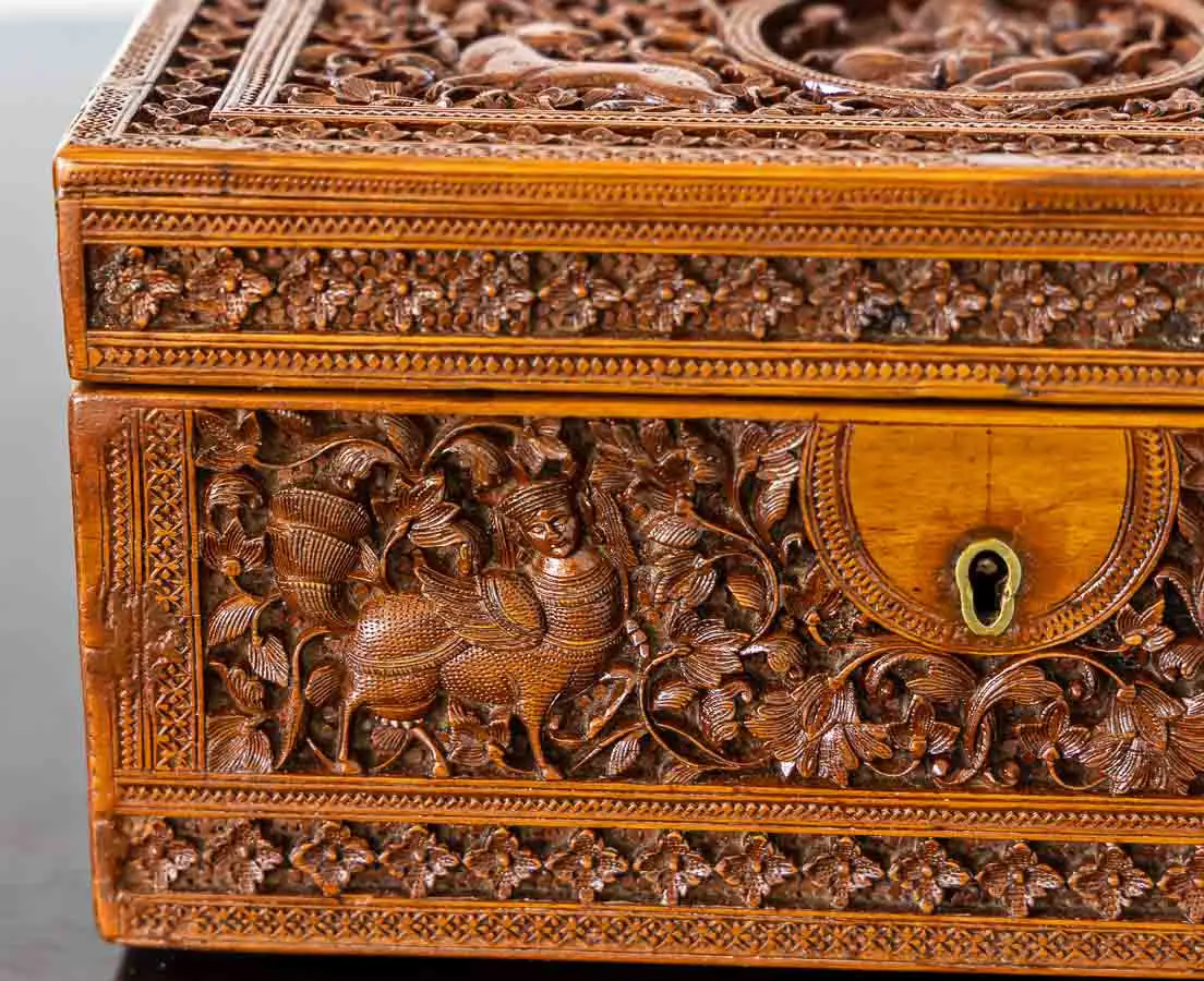 British Colonial Cedarwood Box - The Past Perfect Collection - Singapore