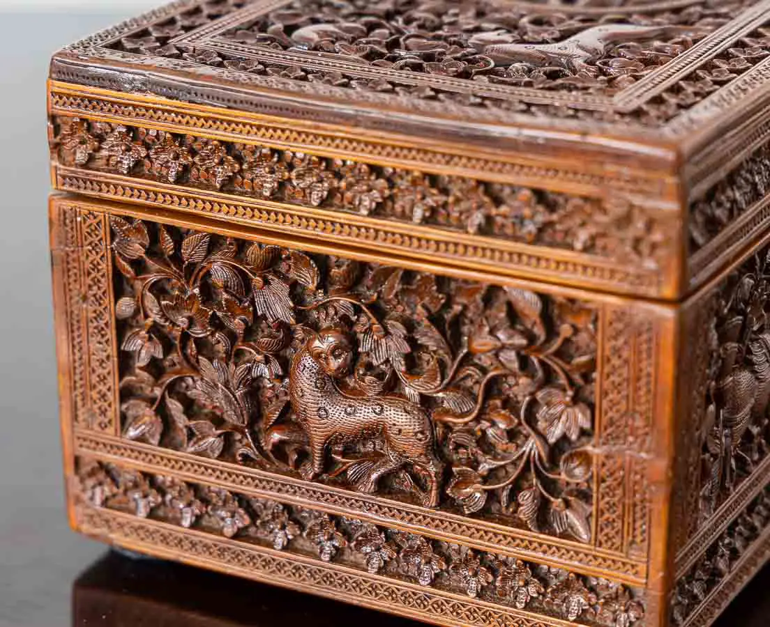 British Colonial Cedarwood Box - The Past Perfect Collection - Singapore