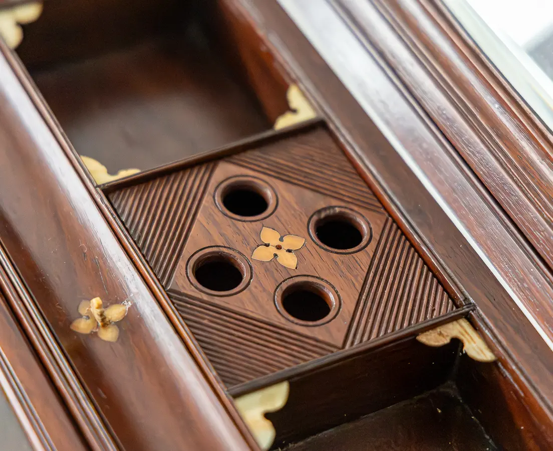 Rosewood Dressing Box