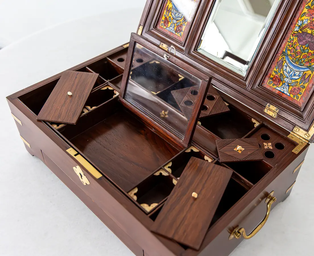 Rosewood Dressing Box