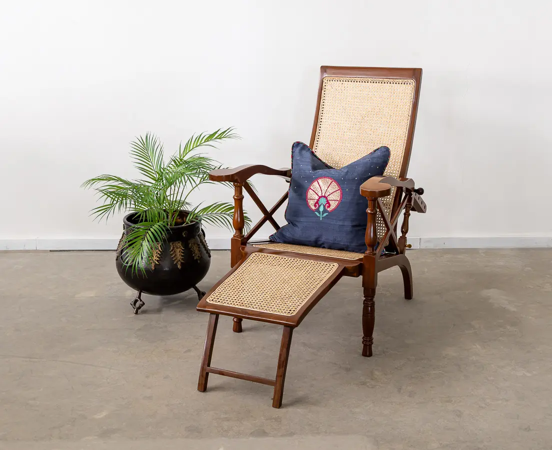 Teakwood Planters Chair with footrest