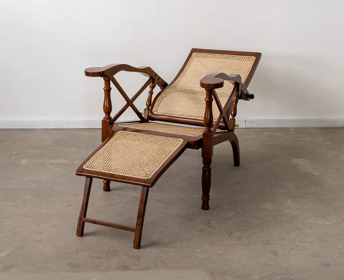 Teakwood Planters Chair with footrest