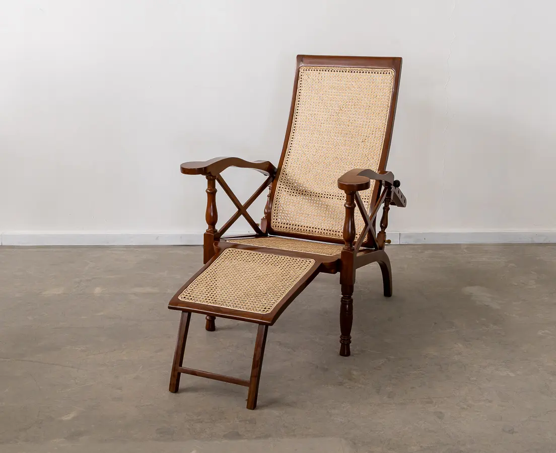 Teakwood Planters Chair with footrest