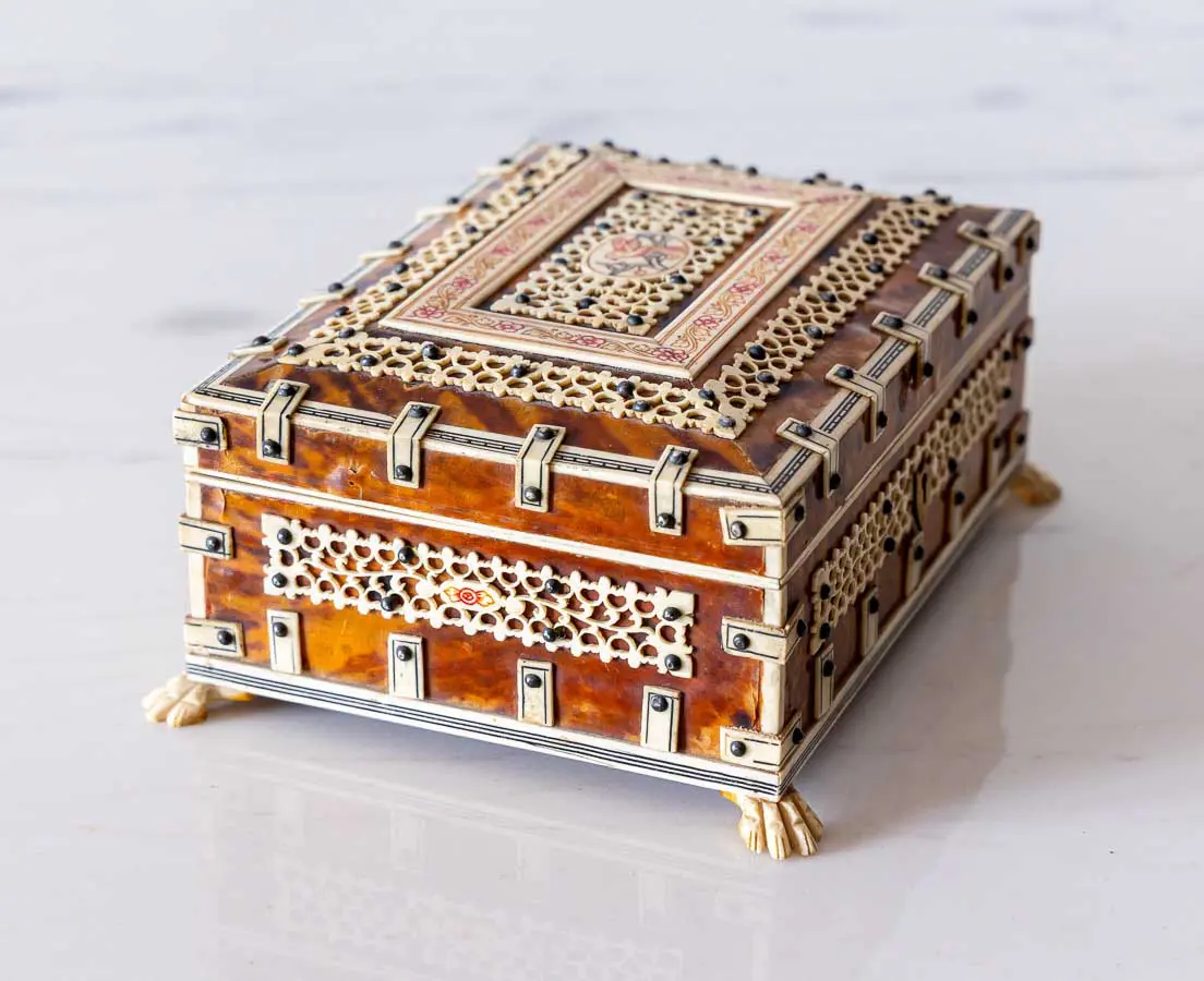 British Colonial Sandalwood Box with Tortoise Shell - The Past Perfect Collection - Singapore