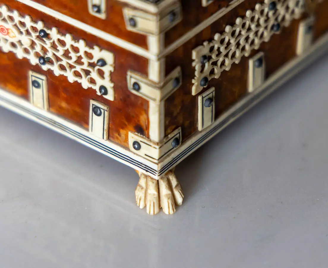 British Colonial Sandalwood Box with Tortoise Shell - The Past Perfect Collection - Singapore