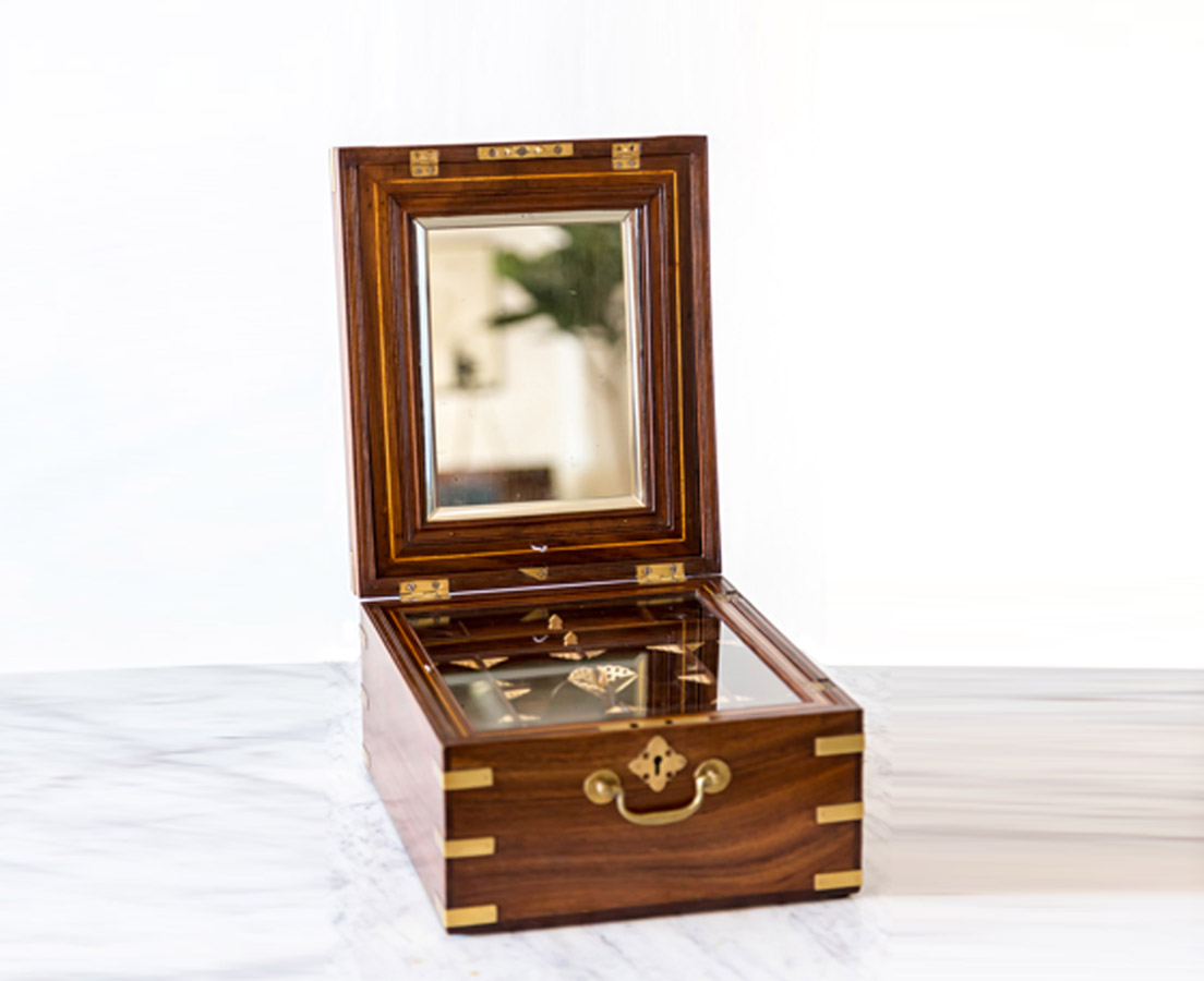 AngloIndian Rosewood Dressing Box The Past Perfect Collection