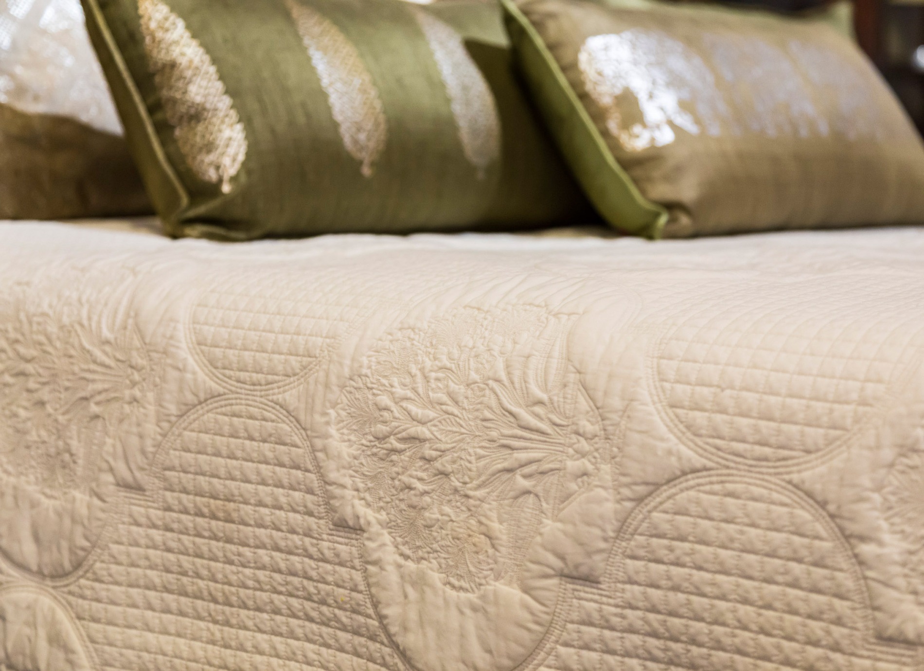 Good Earth In Singapore The Past Perfect Collection