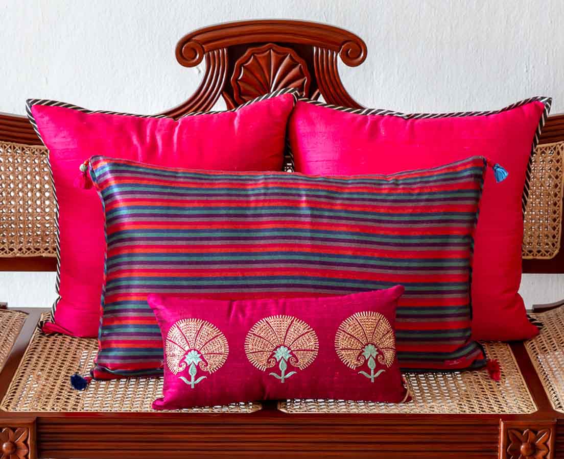 Good Earth Cushion Bageecha The Past Perfect Collection