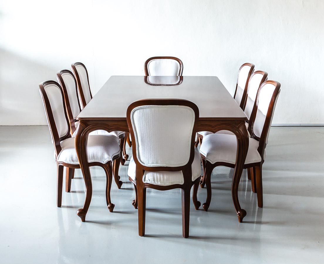 Anglo-Indian Teakwood Dining Table with 8 Chairs - The Past Perfect